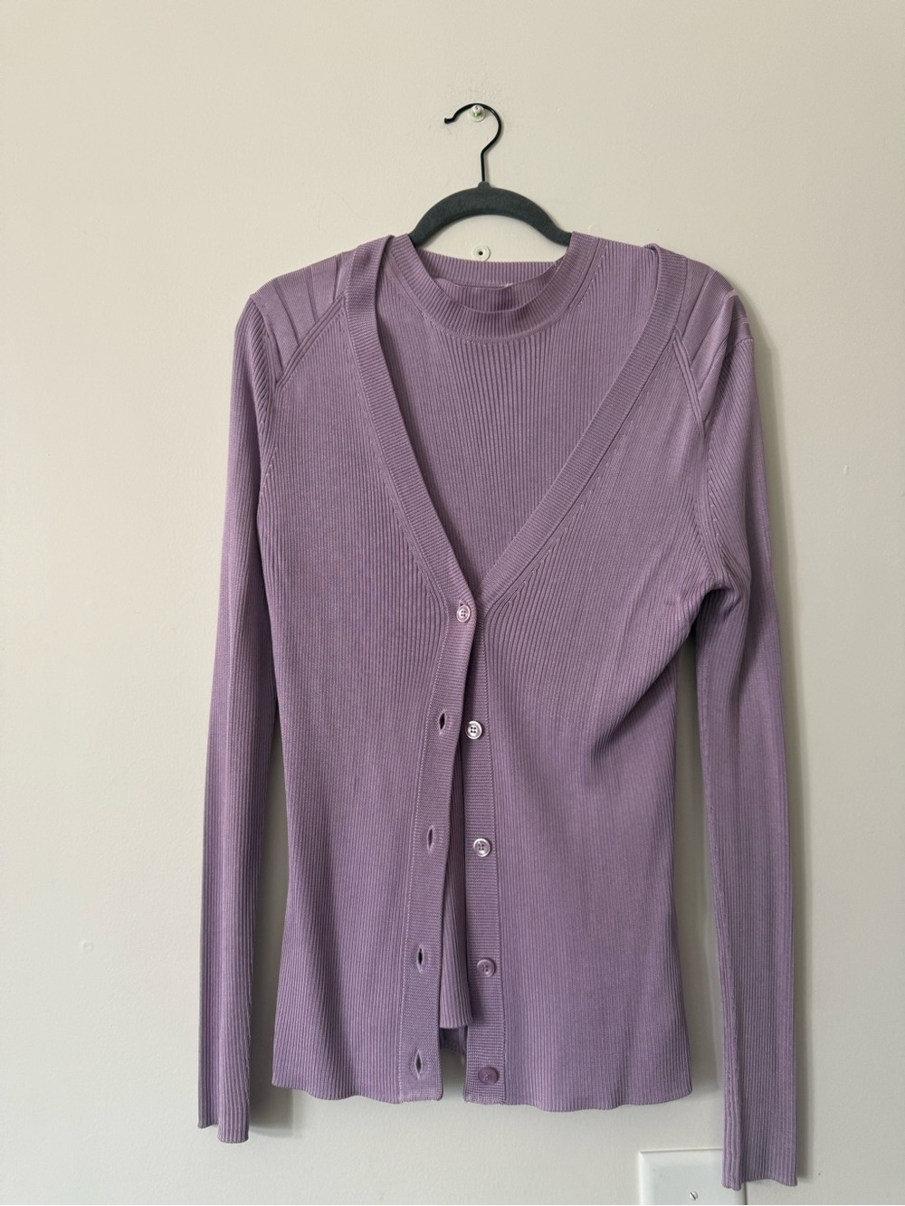 St. John Collection Lilac Ribbed Sweater and Cardigan Set. Worn twice. - Picture 7 of 14